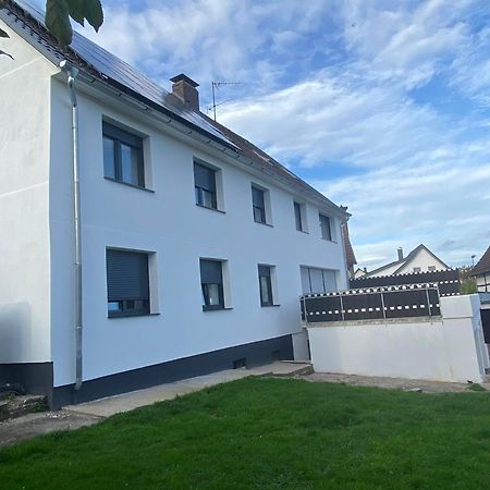 Apartments Feniks Blomberg  Buitenkant foto